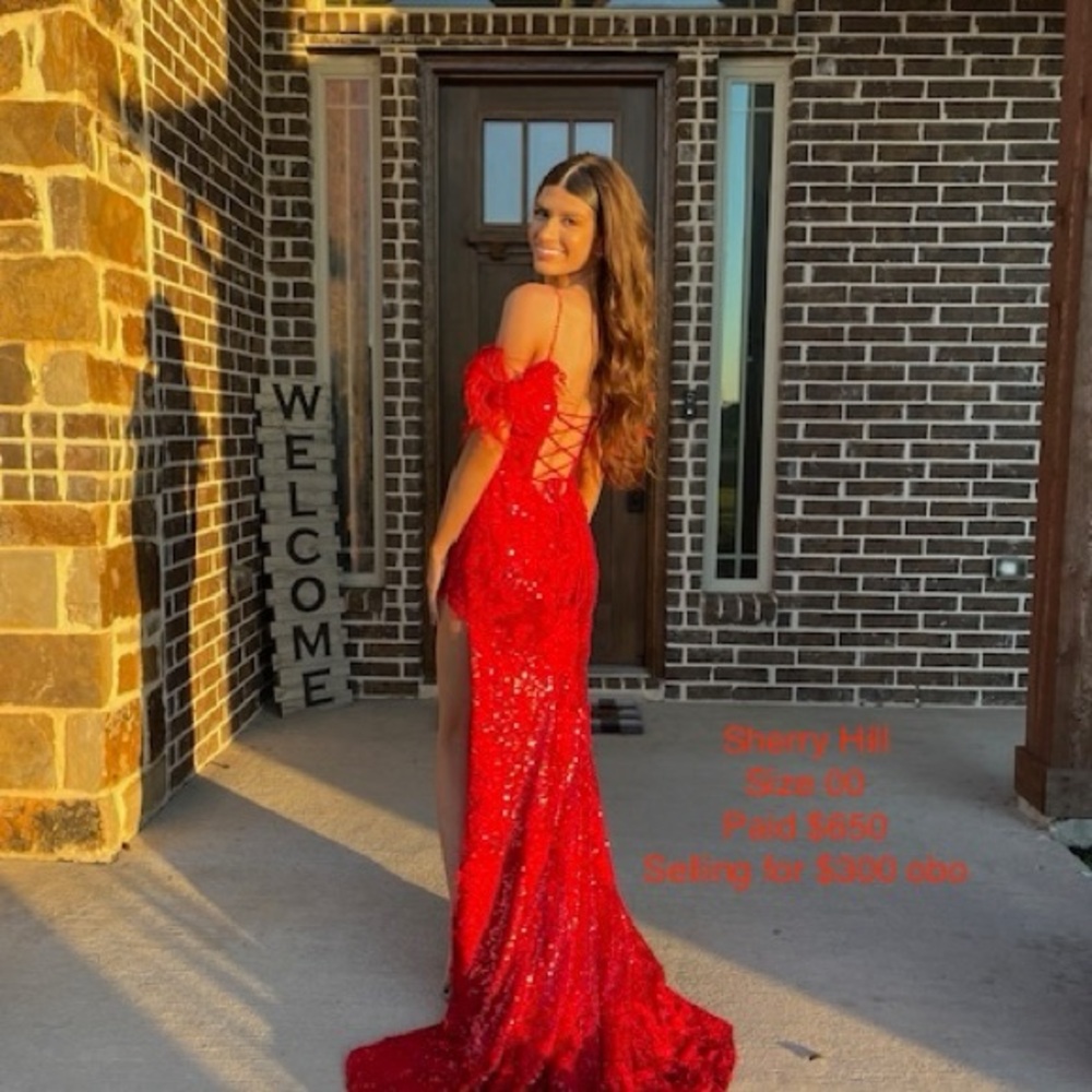 Red Sherry Hill dress Size 00. Have receipt.